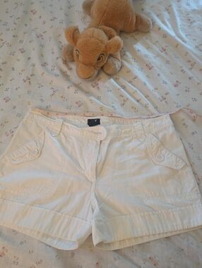 H&M White Women's Cargo-Style Shorts